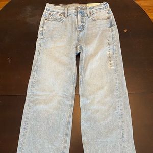 AMERICAN EAGLE 90s Wide Leg Jean - 0 SHORT